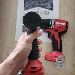 Milwaukee Drills Impact & Driver