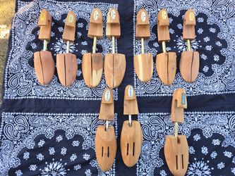 Wooden Shoe tree w