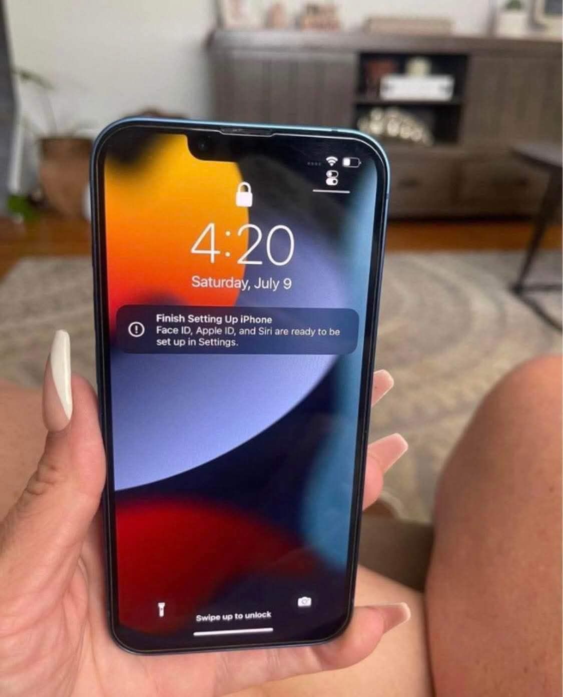 apple iphone 13 blue