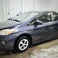 2010-2015 Toyota Prius Parts Doors Tailgate 