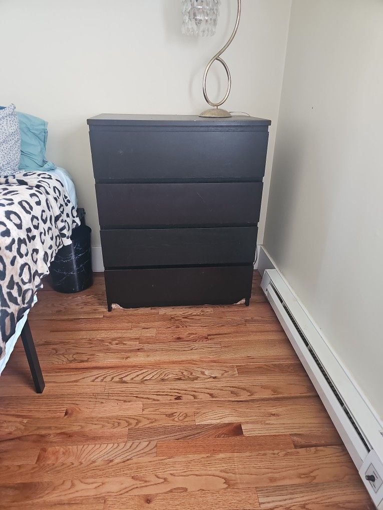 Ikea Malm - Used See Pics