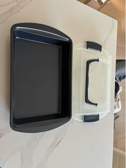 Brand New Wilton 13x9 Cake Pan with Cover & Handle