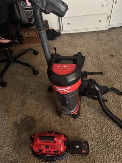 milwaukee backpak vaccuum