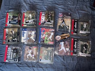 Football / baseball toys figures