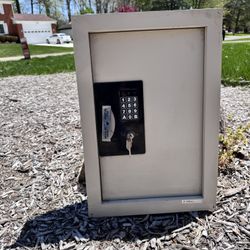 Wall-Mounted Keypad Key Safe / Cabinet – $54