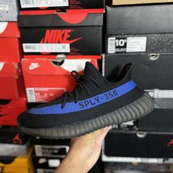 Adidas Yeezy 350 Dazzling Blue size 12 VNDS 