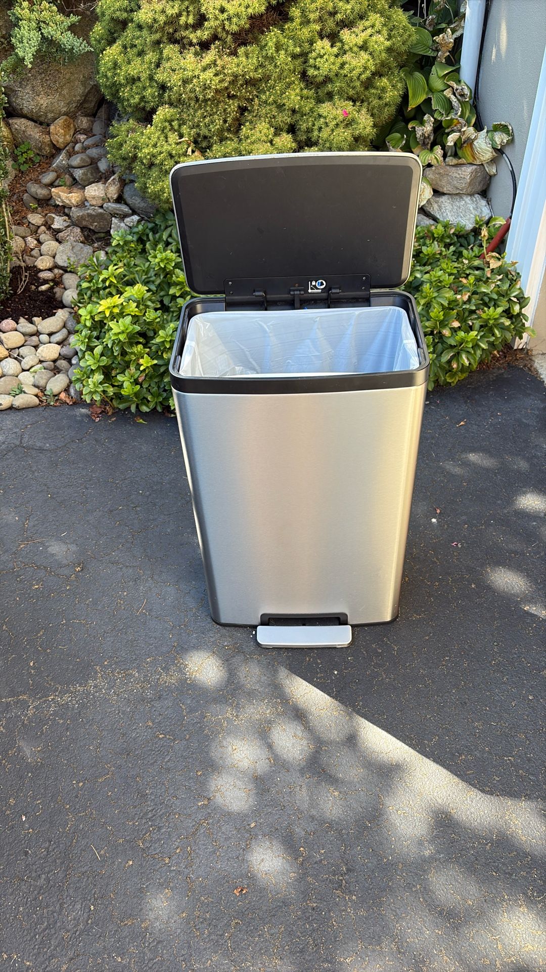 Kohler Trash Can ๐๏ธ