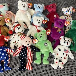 12 Beanie Babies