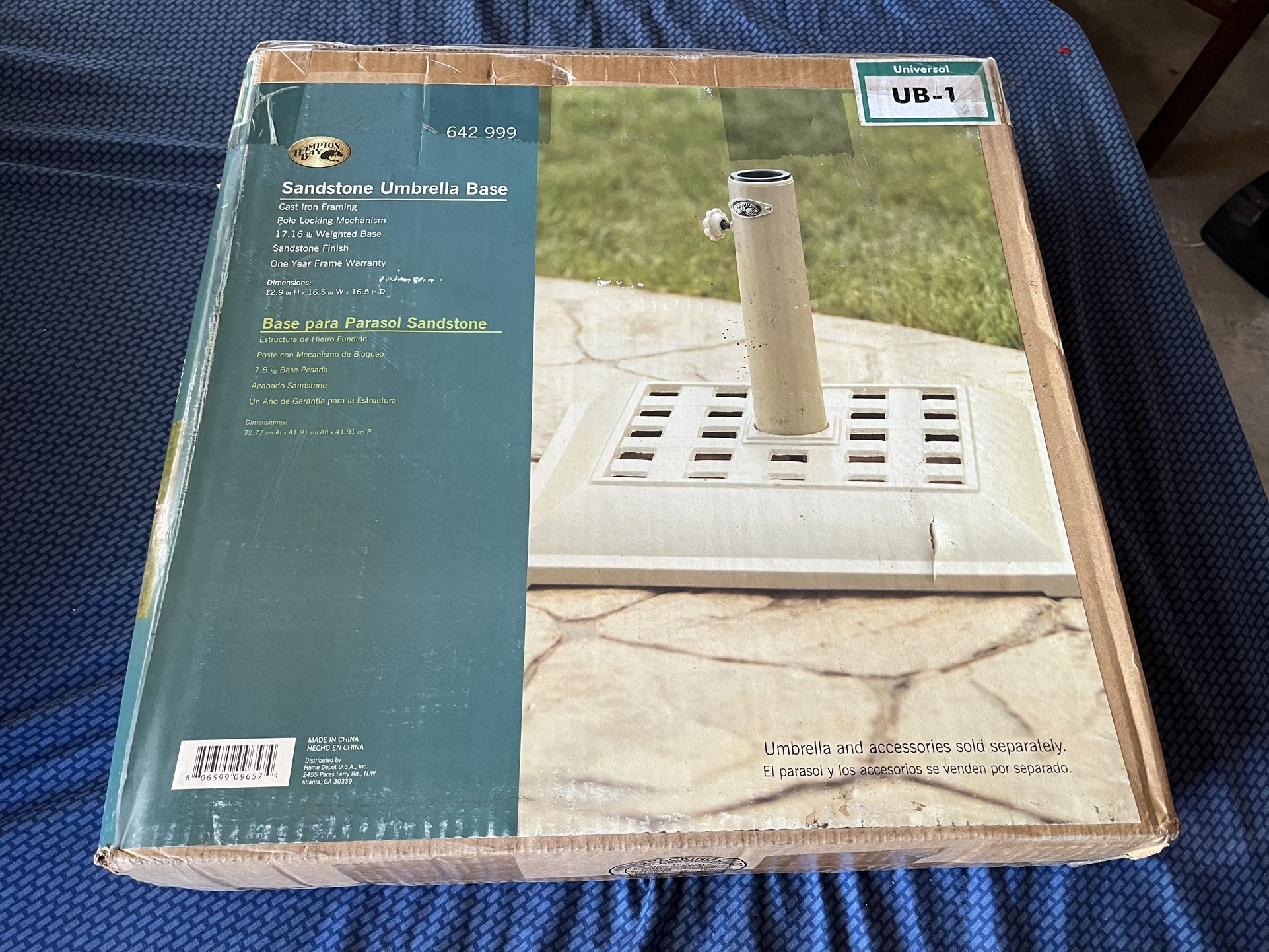 Hampton Bay Umbrella Base “ New “