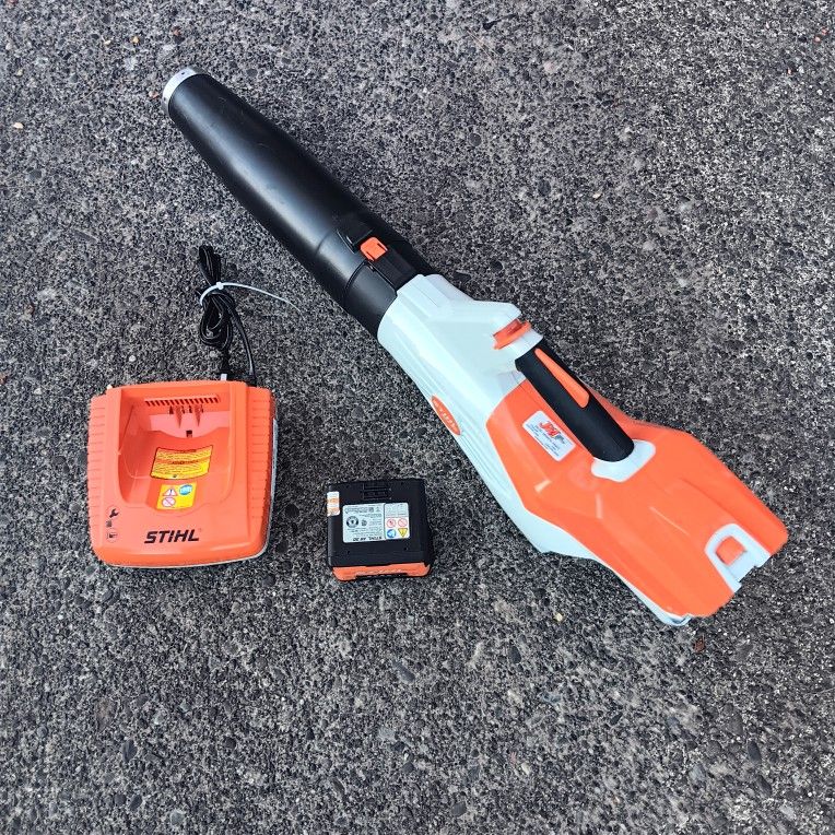 STIHL BGA60 Hand Held Leaf Blower. Excellent Condition With AK30 Bat & Charg. Many Other Tools. For Pick Up Fremont Seattle. No Low Ball Offers/Trades