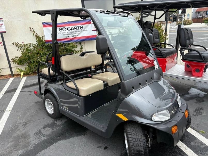 2019 E-Z-GO RXV 2Five 4-Passenger Non-Lifted 48-Volt FACTORY Street Legal LSV Golf Cart