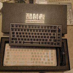 Akko Mechanical Keyboard And Switch Station Lot