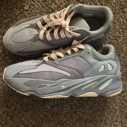 Yeezy 700