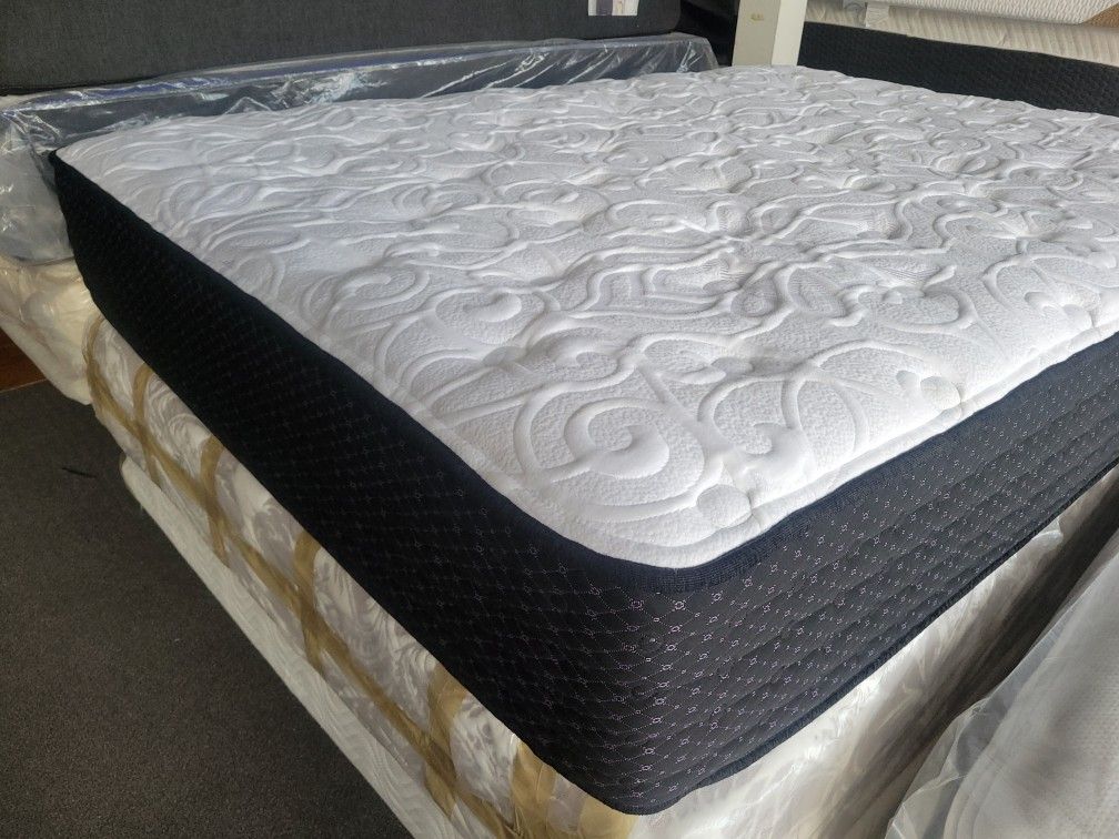 🔥🔥QUEEN SIZES MATTRESS SET 🔥 DELIVERY AVAILABLE FOR $40🔥