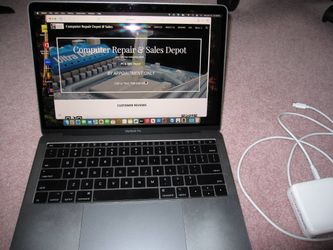 2017 Apple Macbook Pro 13" laptop (contact info removed) 16GB 256G Flash Sequoia - $349 (Schererville)