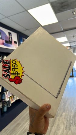 MacBook Air M3 8ram 256gb