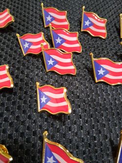 🇵🇷 Puerto Rican lapel pin $1 each