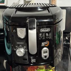 De’Longhi Deep Fryer
