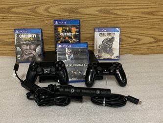 Playstation 4 Console with Controller and Camera And 4 Games