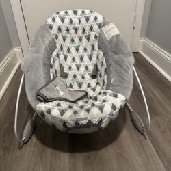Gray baby chair