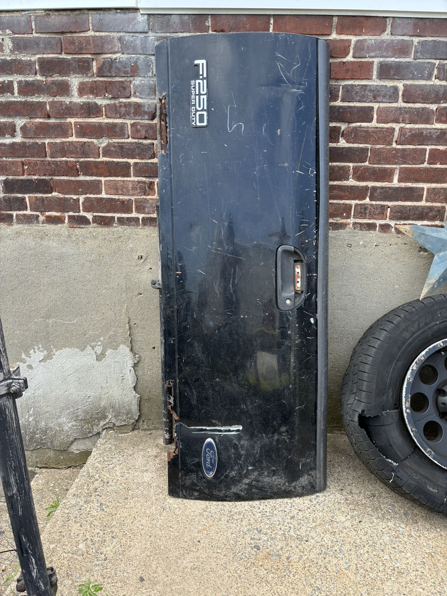 02 F250 Tailgate
