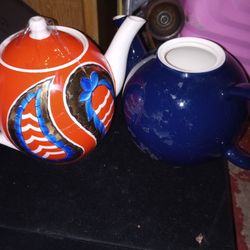 Porcelain Tea Pots