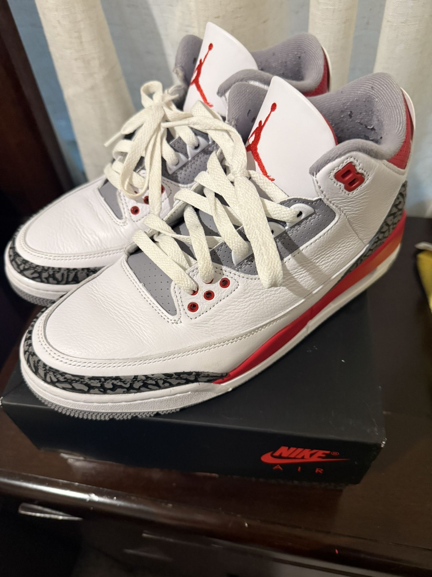 Jordan 3 Retro “Fire Red” Size 9.5