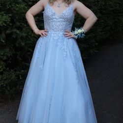 Elle Wilde Prom Dress 