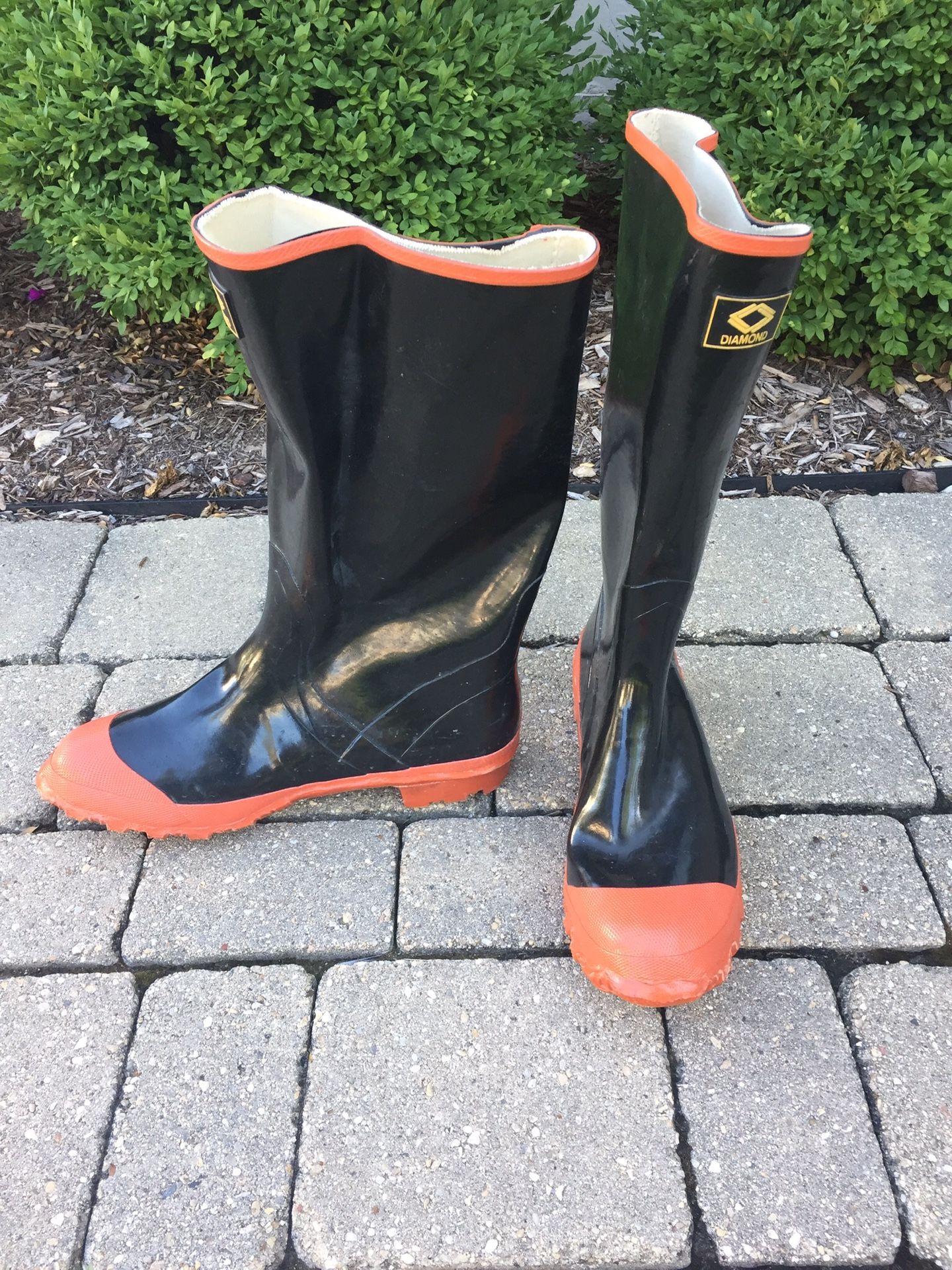 Diamond steel-toed work/rain boots