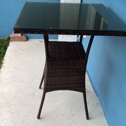 Rattan Bar Height Table 41” Tall 31.5 X 31.5 square 