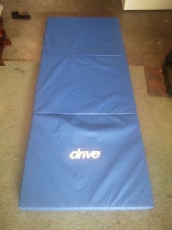Dive Fold Up Mat 