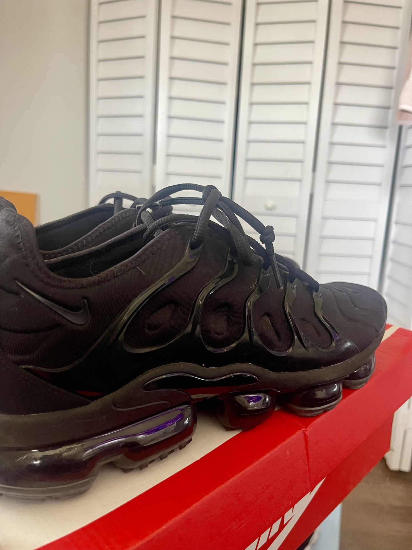 NIKE VAPOR MAX (NEW)