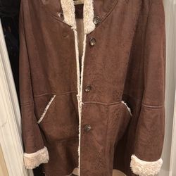 Ralph Lauren women’s shearling coat with hood size large