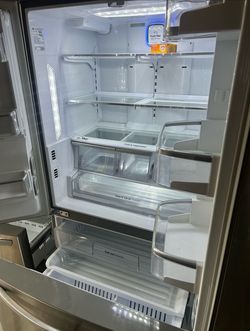LG French Door Refrigerator – Stainless Steel (Blowout Price)