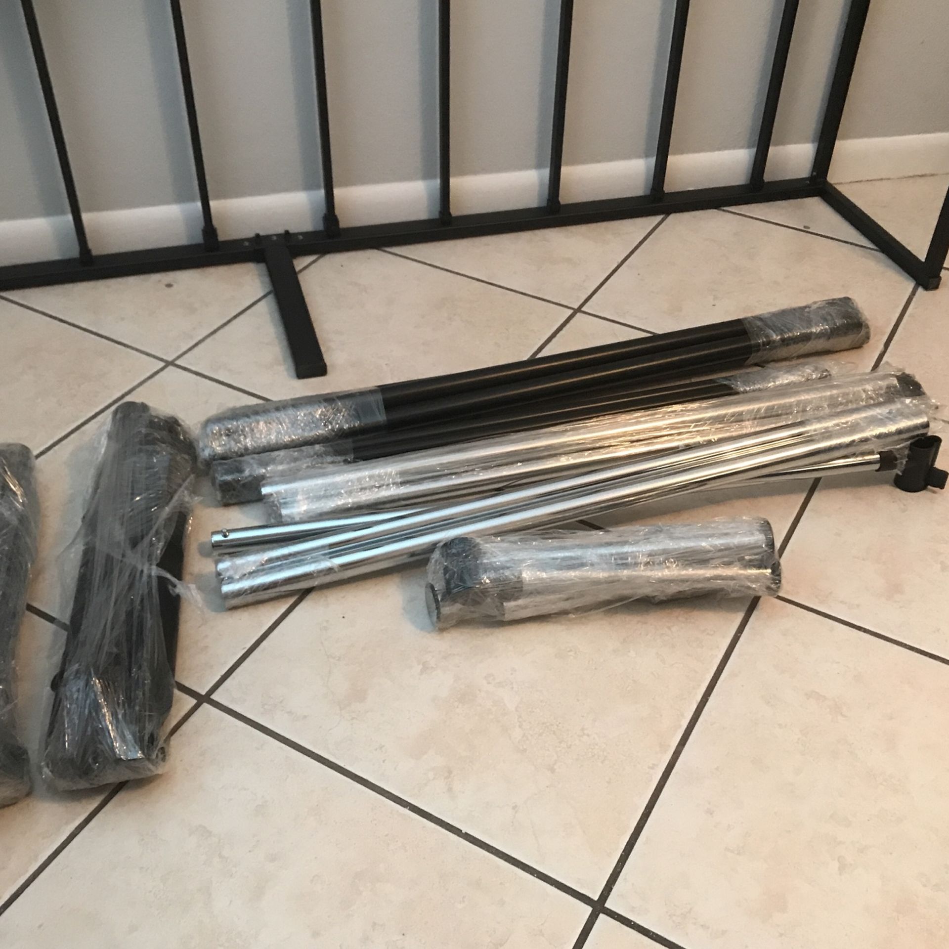 Garment Racks Expandable from ALDI 2 Pack for Sale in Lake Worth, FL
