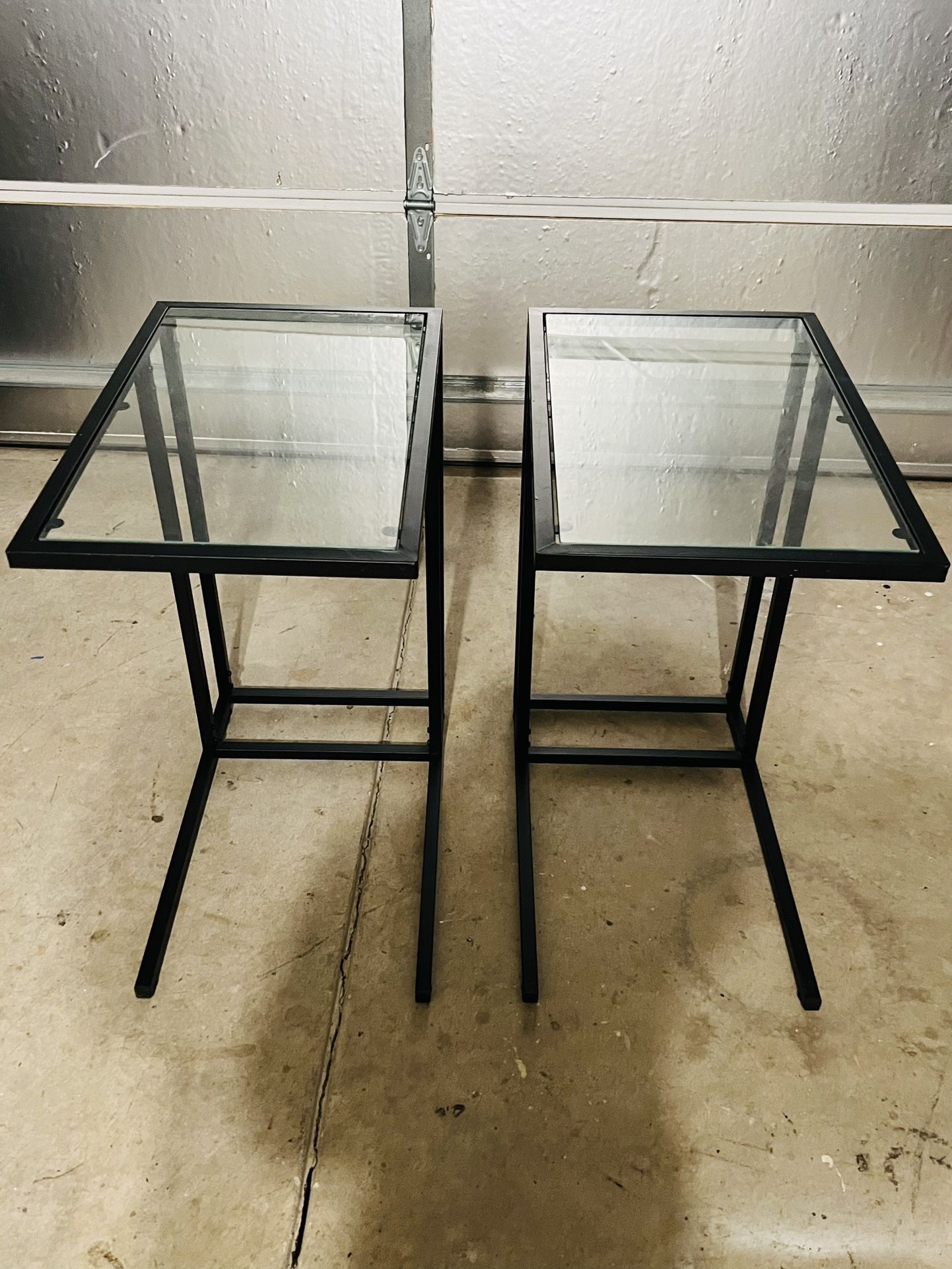 End Tables (set of 2)