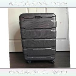 become course Journey in Style with Suitcases in Every Size and Shade
