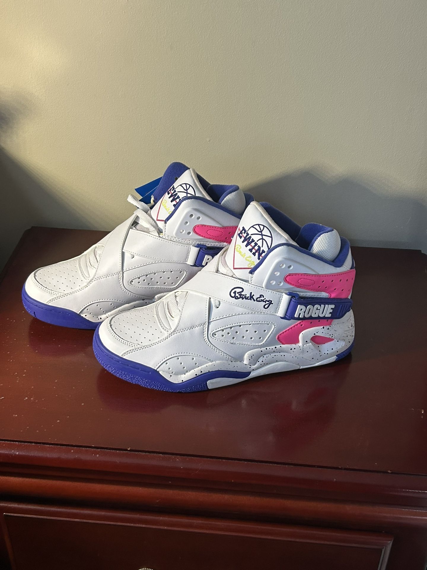 Patrick Ewing Athletics - Ewing 33 Rogue, Size 11.5, Colors White/Blue/ Pink