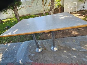 RV DINNETTE Table with Chrome Pedestal Legs , 2 Drawers, frame and Cushions