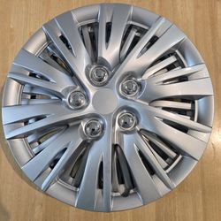 15" Plastic Hubcaps