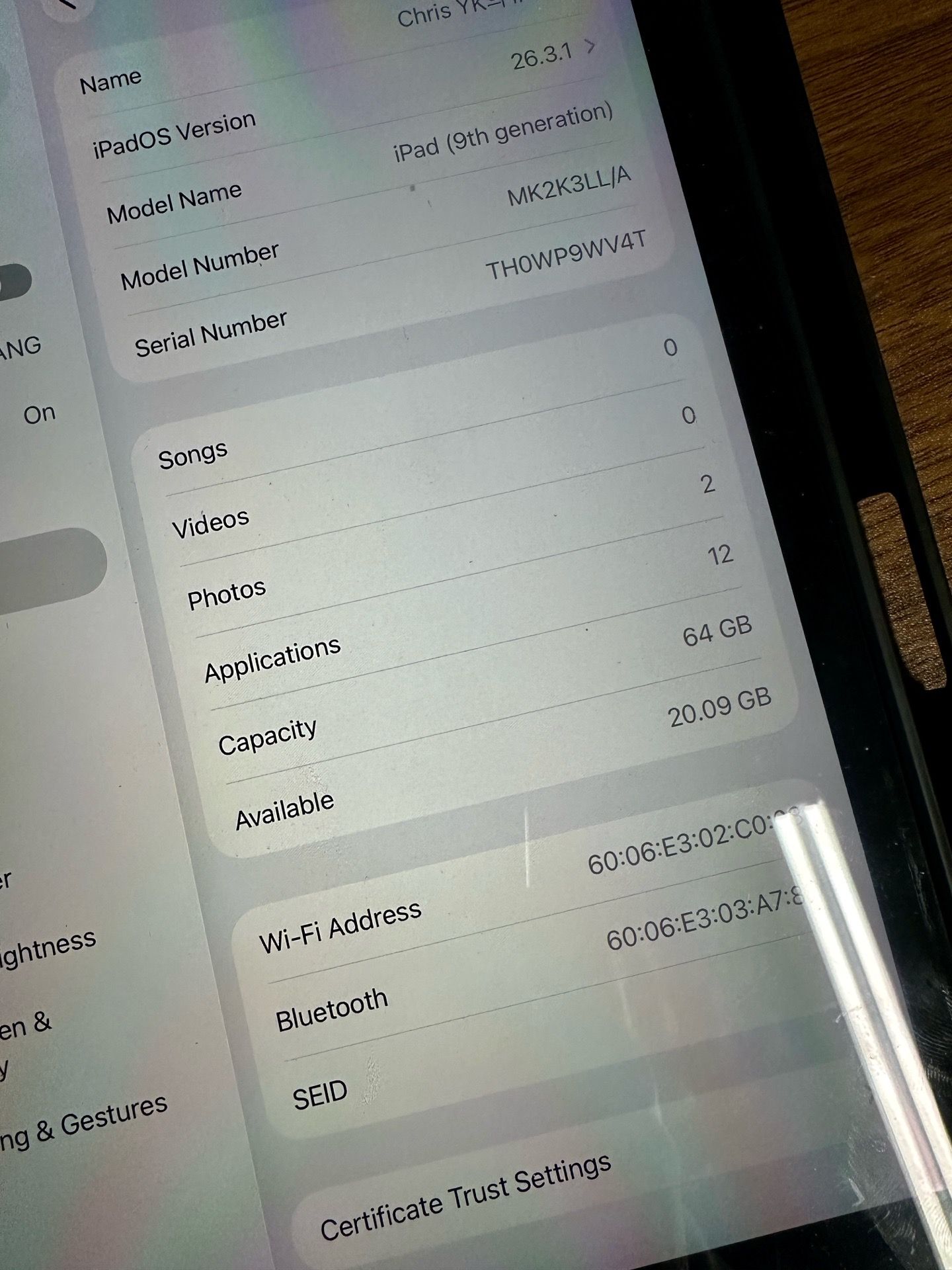 (Read) iPad 9th Gen 64GB (Space Gray) - Excellent Condition