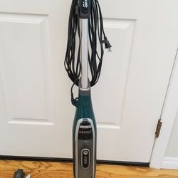 NEW cond  STEAMER  WORKS EXCELLENT  IN THE BOX 