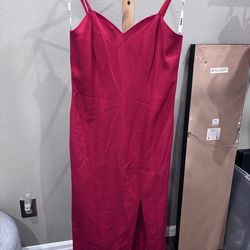 Niki long red dress with bra boning and slit