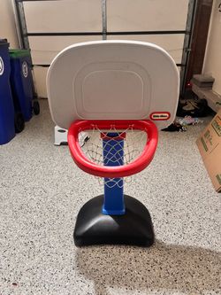 Little Tikes Kids Basketball Hoop