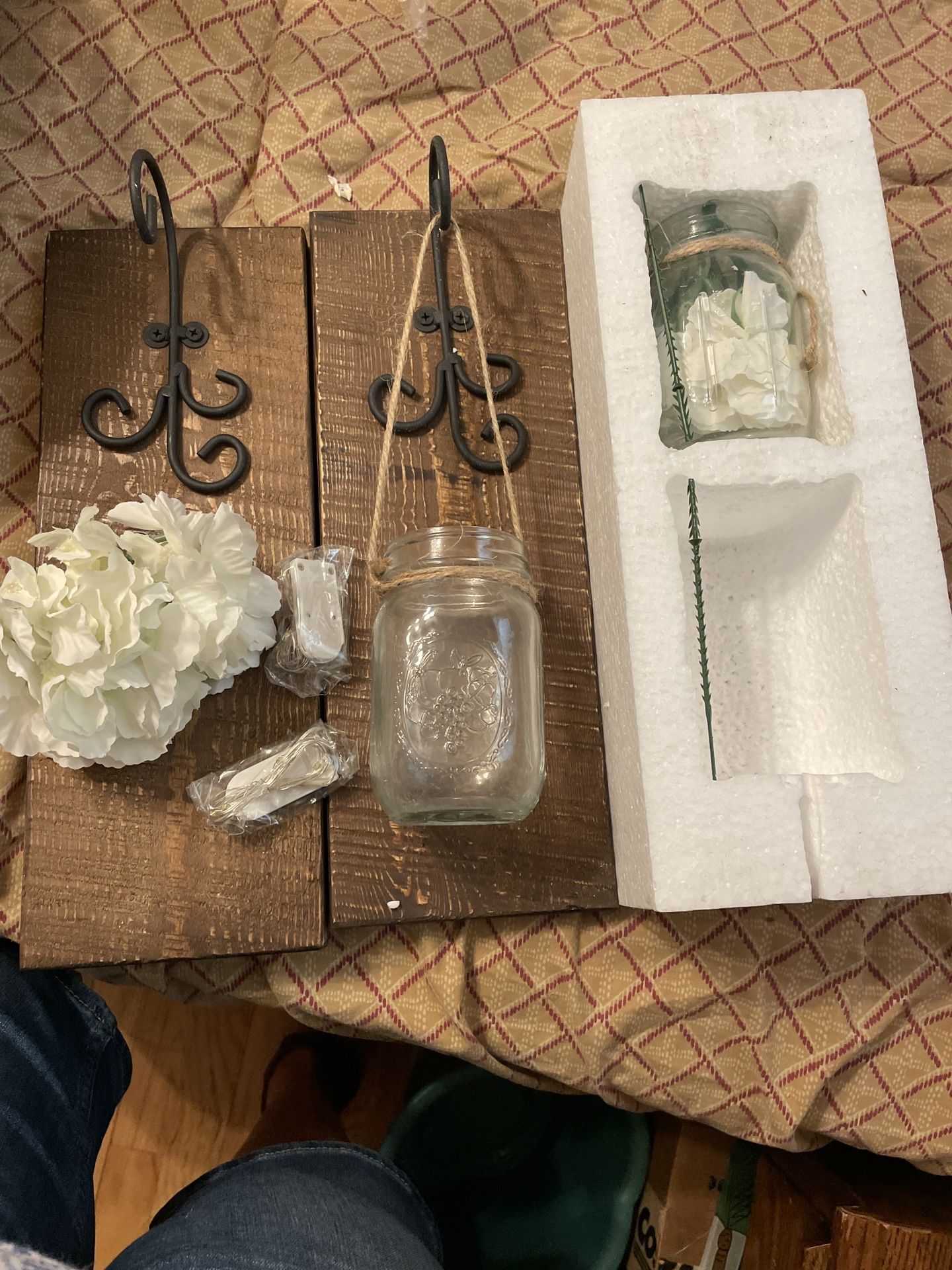 Wall Scones With Masón Jars