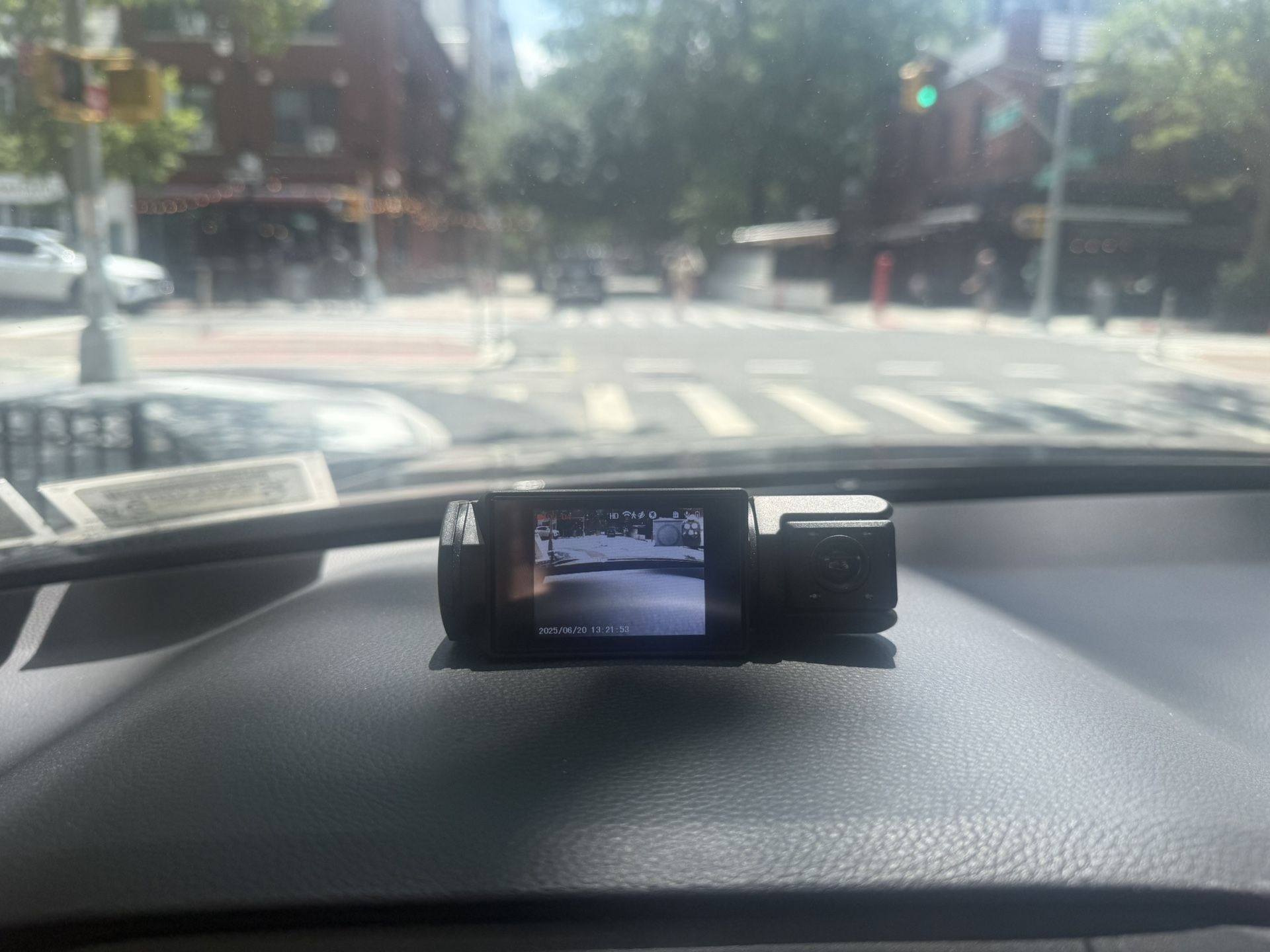 Dashcam With Wires And Rear Cam
