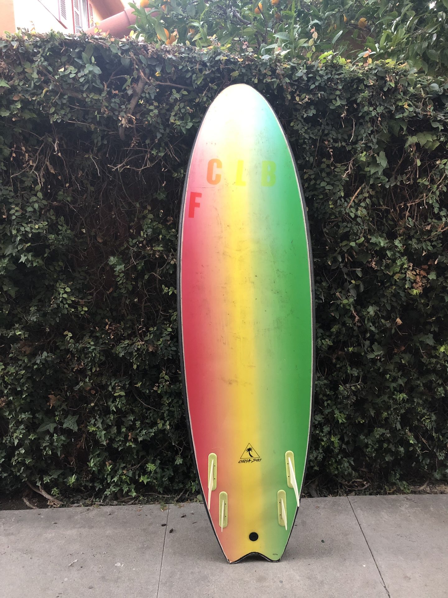 6’6” Skipper Quad surfboard- with Fins