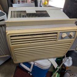 Samsung Window AC Unit 