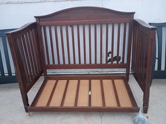 Solid wood Toddler Bed