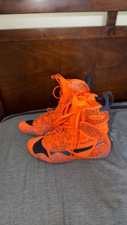 Nike boxing shoes size 10